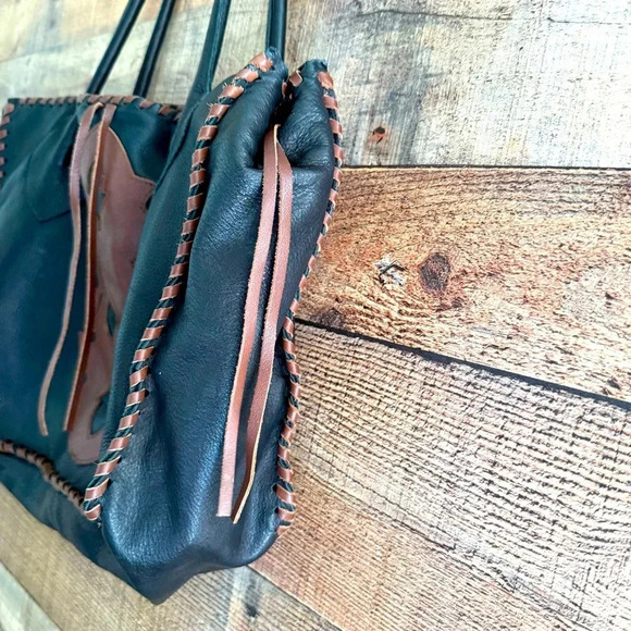 Vintage Carla Mancini Handmade Large Leather Tote - Picture 3 of 12